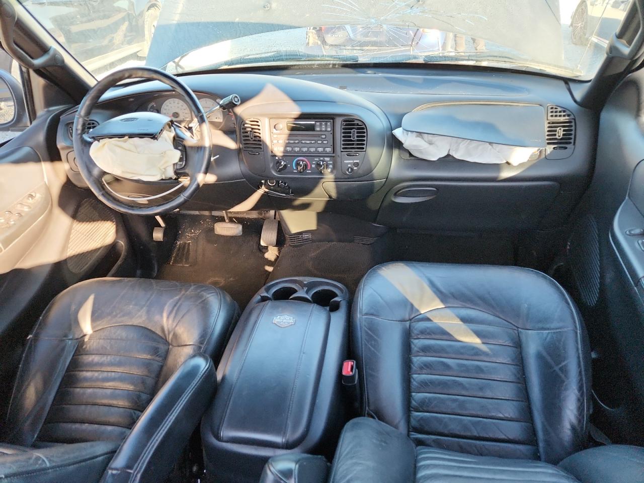 2000 Ford F150 VIN: 2FTRX07LXYCB05944 Lot: 91394945