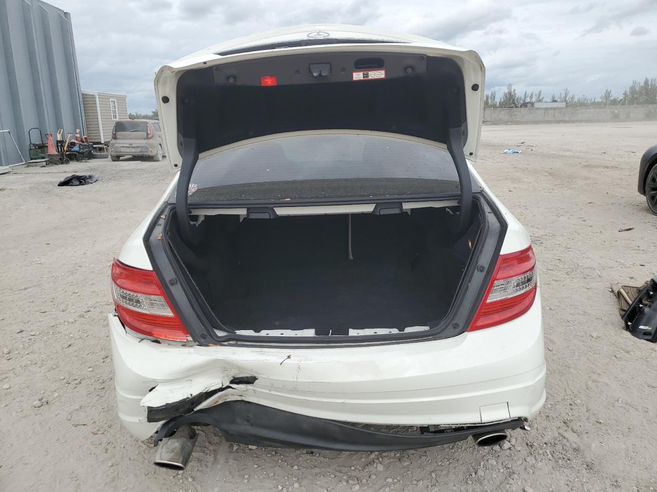 2009 Mercedes-Benz C 350 VIN: WDDGF56X19R064870 Lot: 91727255