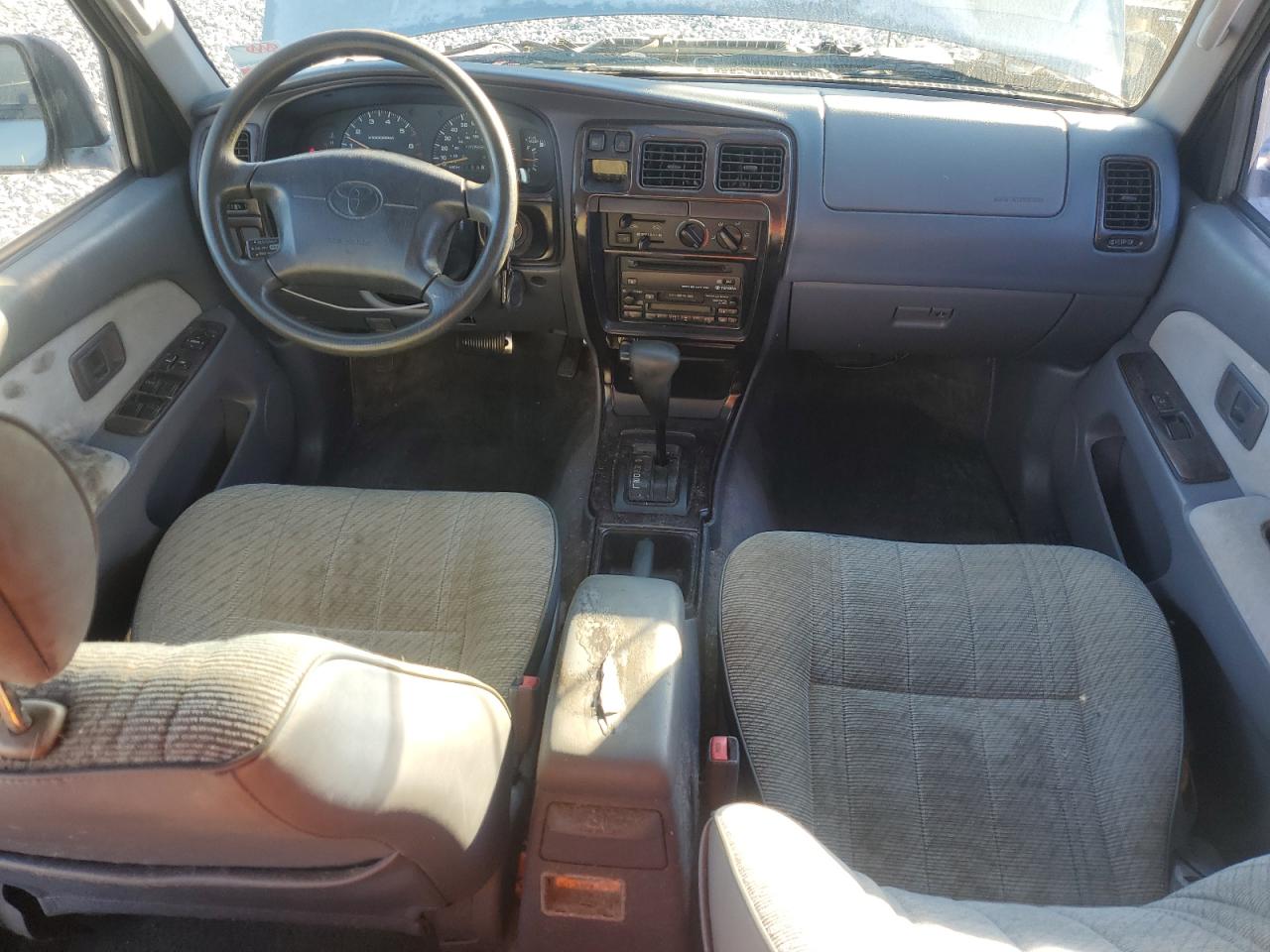 1998 Toyota 4Runner VIN: JT3GM84R5W0028092 Lot: 92825325