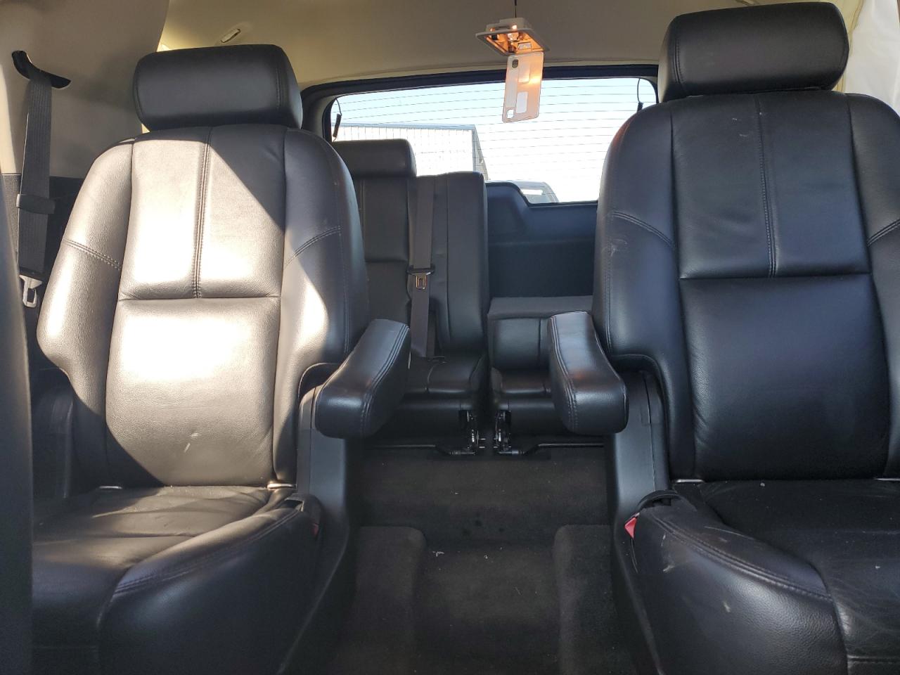 2008 Chevrolet Tahoe K1500 VIN: 1GNFK13088J175969 Lot: 91428095