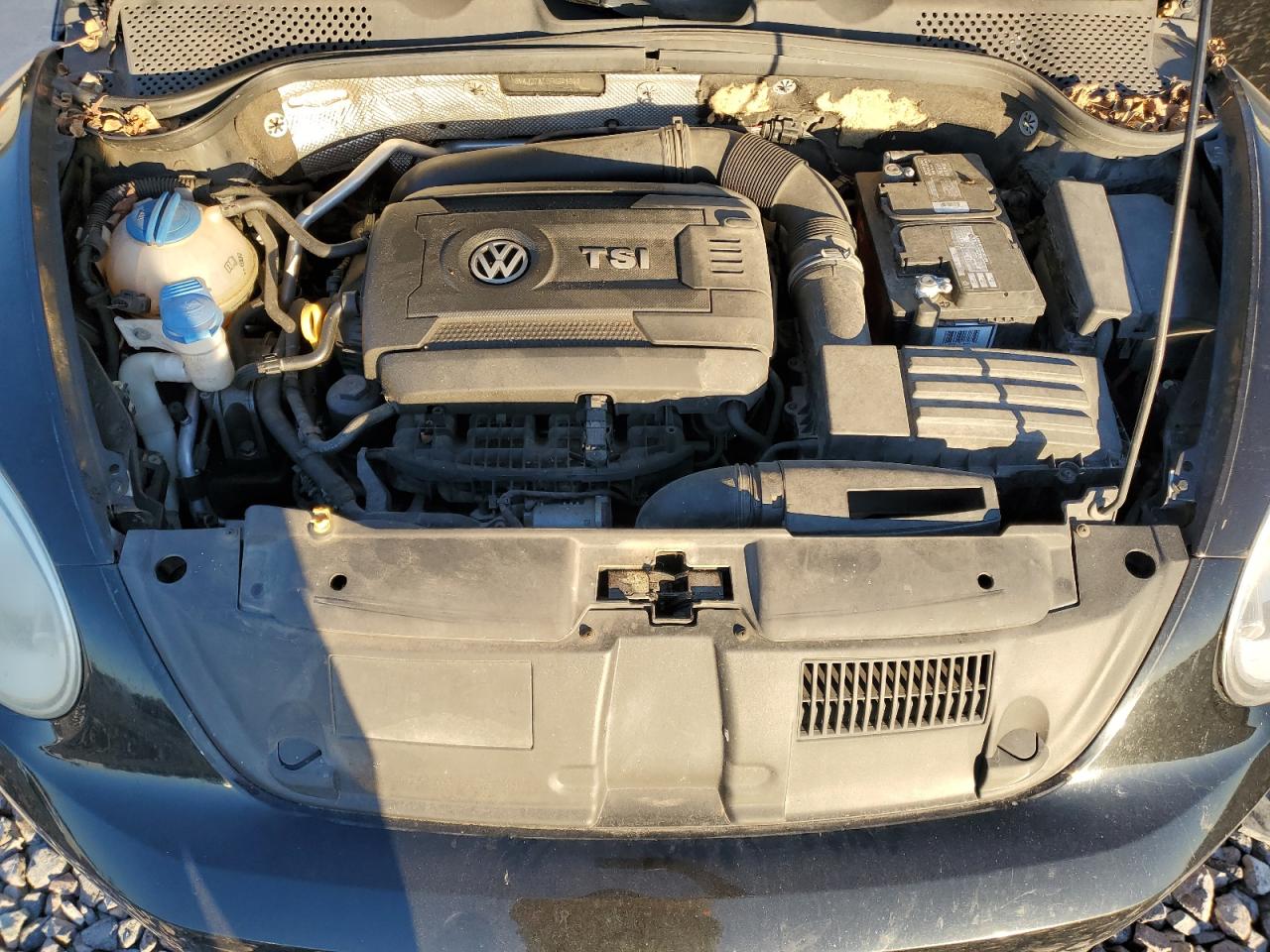 2015 Volkswagen Beetle 1.8T VIN: 3VWJ07AT9FM641043 Lot: 91002325