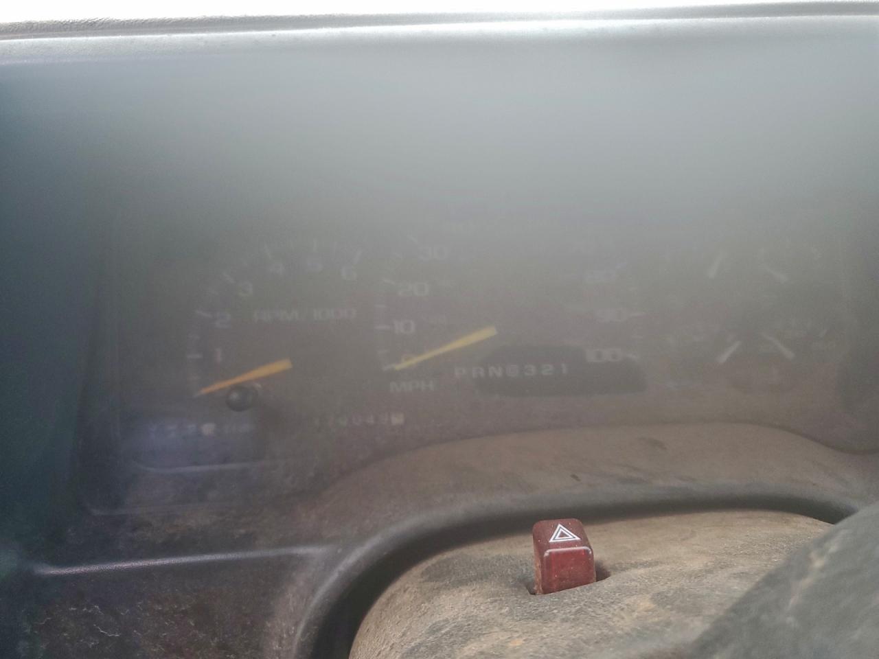 1999 GMC Suburban C1500 VIN: 1GKEC16R9XJ744651 Lot: 93876685