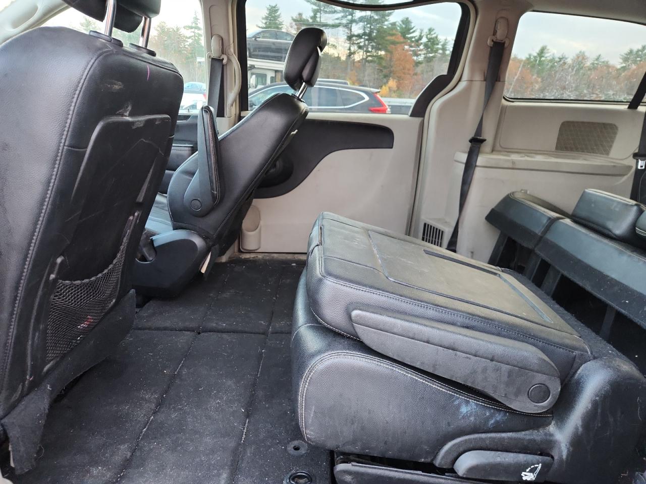 2015 Chrysler Town & Country Touring VIN: 2C4RC1BG5FR661696 Lot: 90337615