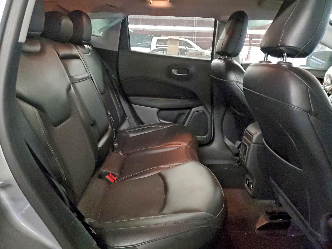 2019 Jeep Compass Latitude VIN: 3C4NJDBB8KT641539 Lot: 94493105