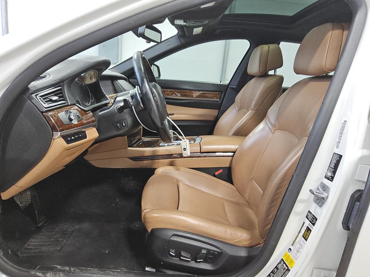 2015 BMW 750 Xi VIN: WBAYB6C55FD965717 Lot: 90302885