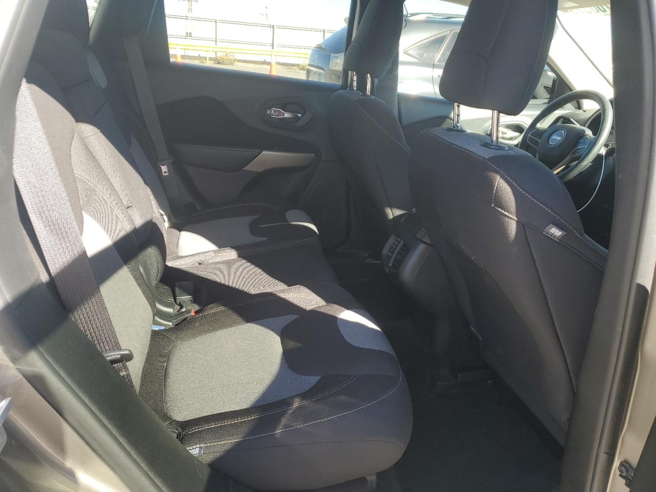 2017 Jeep Cherokee Sport VIN: 1C4PJMASXHW657738 Lot: 91706575