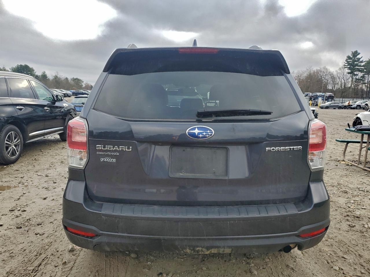 2018 Subaru Forester 2.5I Premium VIN: JF2SJAECXJG601411 Lot: 93674165