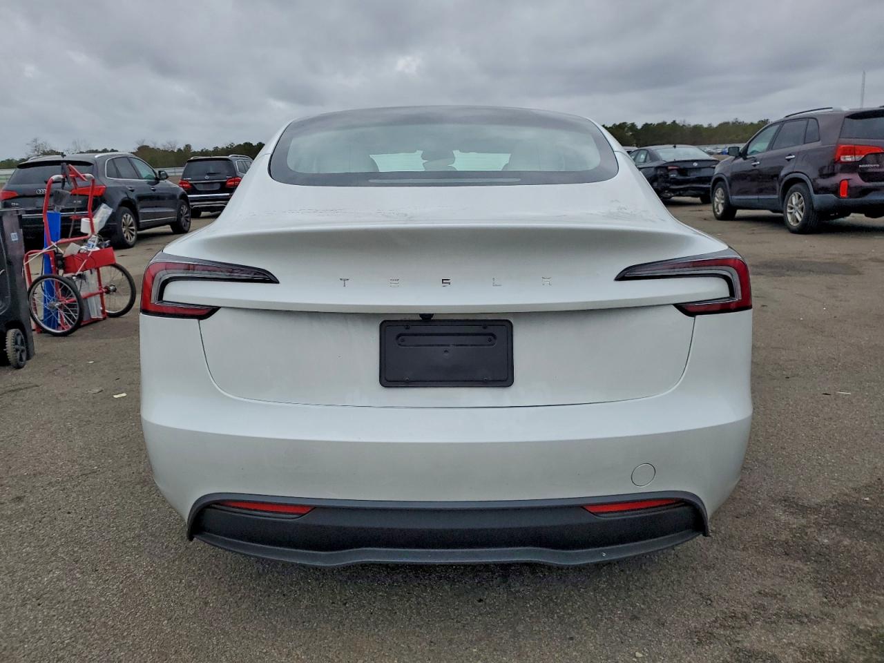 2025 Tesla Model 3 VIN: 5YJ3E1EA8SF026212 Lot: 92752425