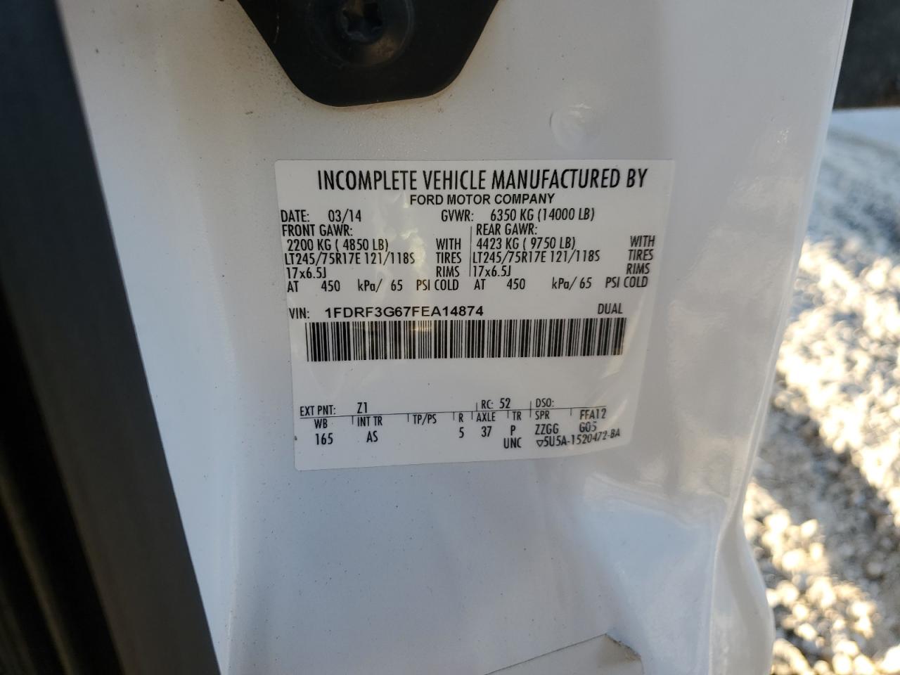 2015 Ford F350 Super Duty Flatbed Truck VIN: 1FDRF3G67FEA14874 Lot: 92568745