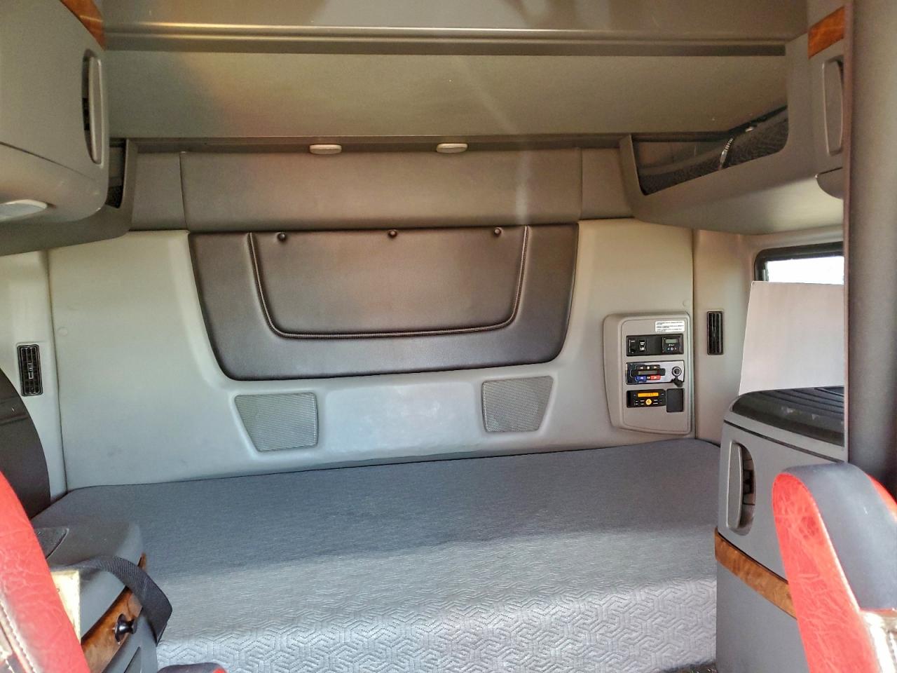 2020 International Lt625 VIN: 3HSDZAPR9LN763669 Lot: 94676175