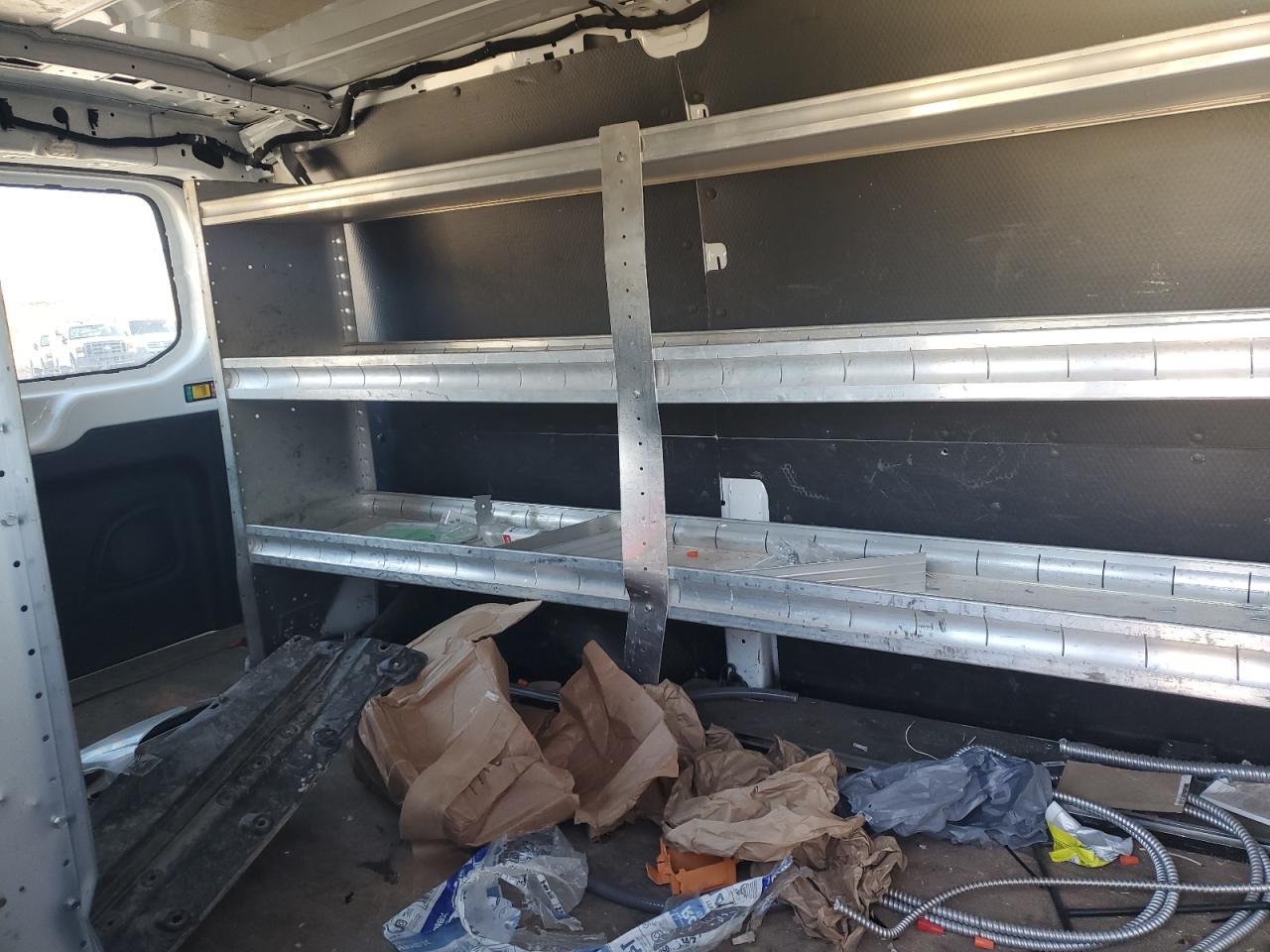 2017 Ford Transit T-150 VIN: 1FTYE1ZM0HKB20008 Lot: 91781055