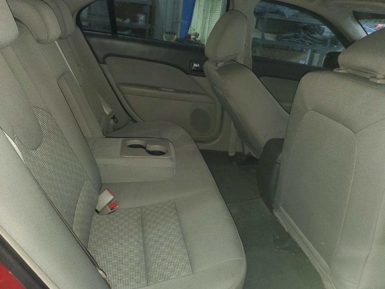 2010 Ford Fusion S VIN: 3FAHP0GA1AR409550 Lot: 93130545