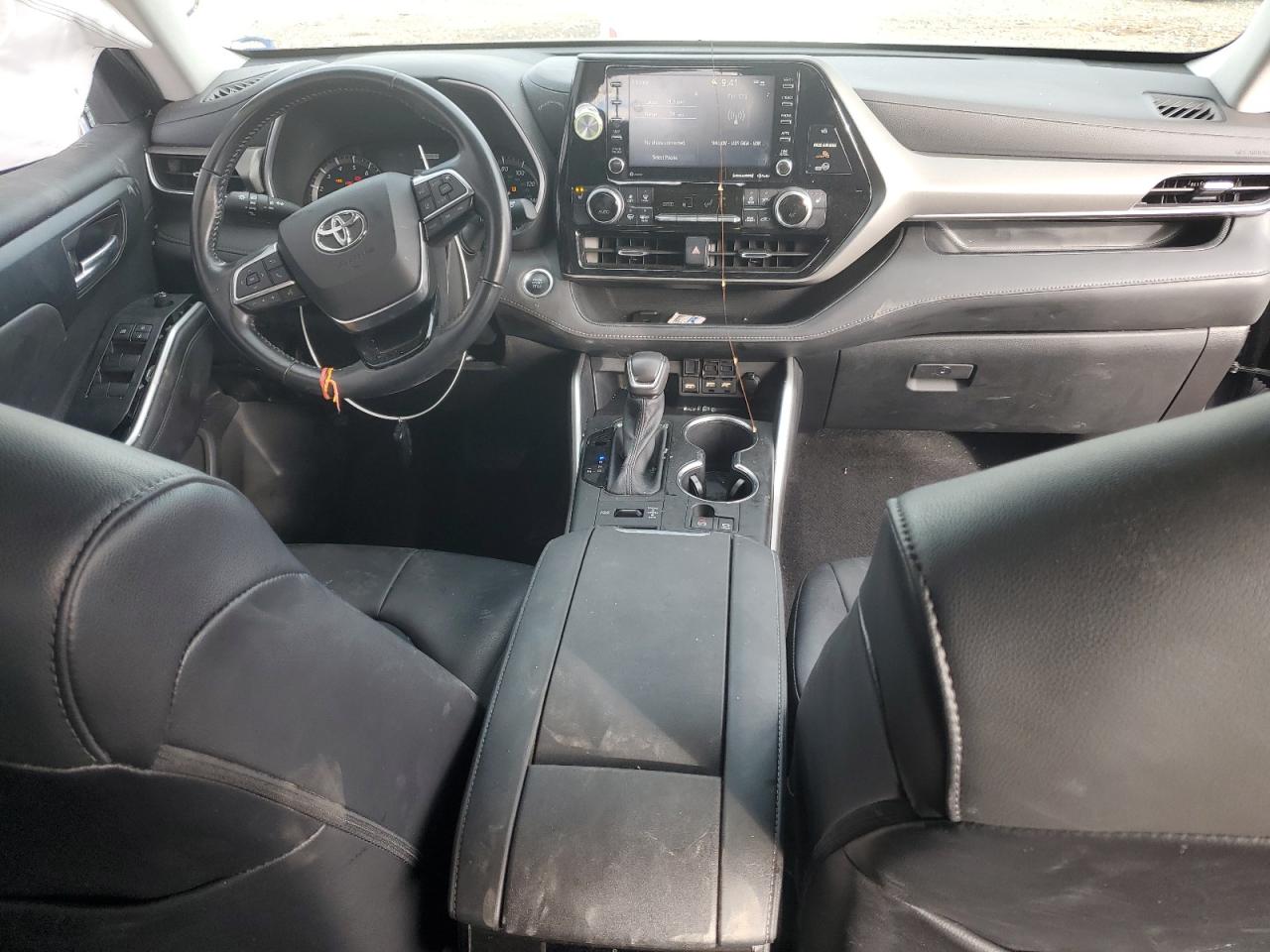2021 Toyota Highlander Xle VIN: 5TDGZRBH9MS071938 Lot: 93152325