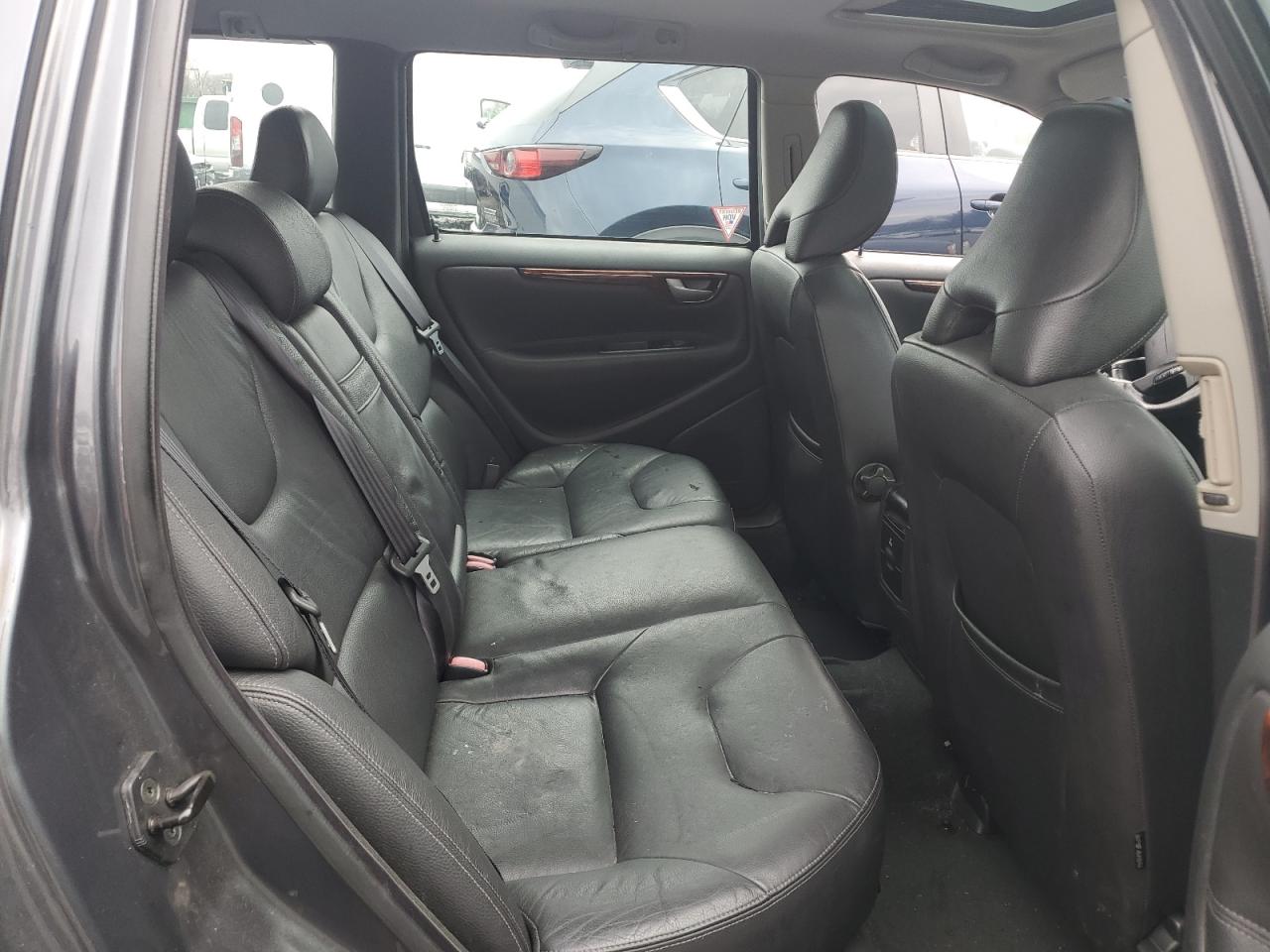 2005 Volvo V70 VIN: YV1SW640552497539 Lot: 92064205