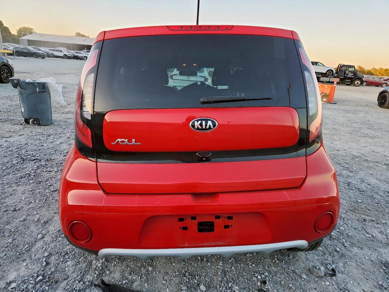 2019 Kia Soul + VIN: KNDJP3A55K7698191 Lot: 92318355