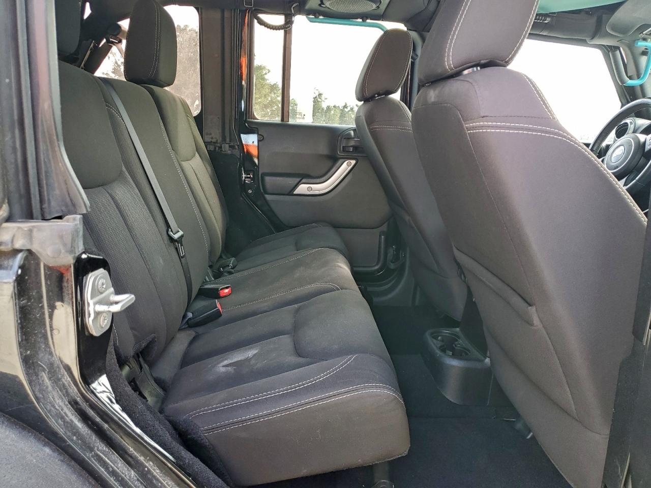 2014 Jeep Wrangler Unlimited Rubicon VIN: 1C4BJWFG2EL310735 Lot: 94213225