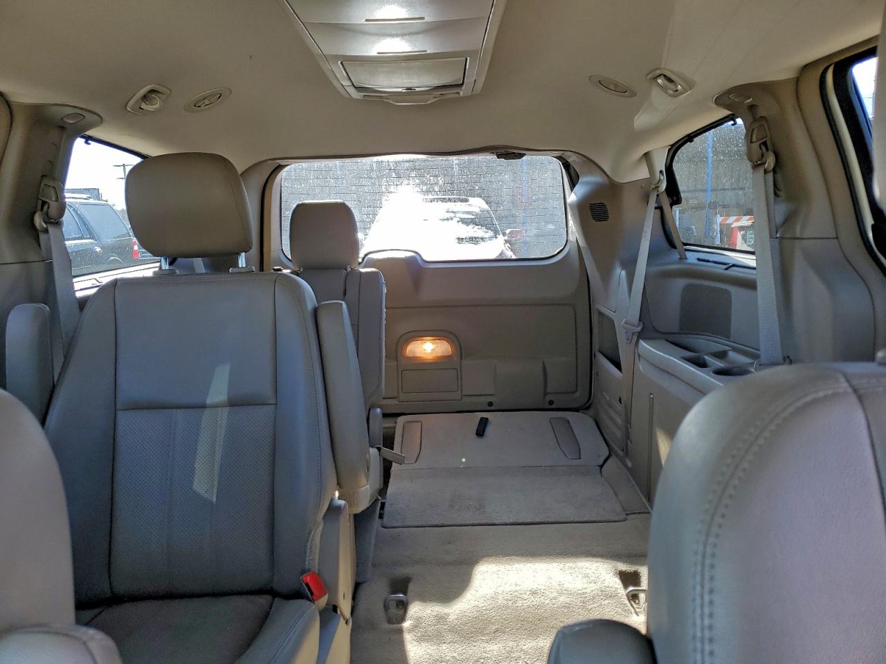 2015 Chrysler Town & Country Touring L VIN: 2C4RC1CGXFR742594 Lot: 94294515