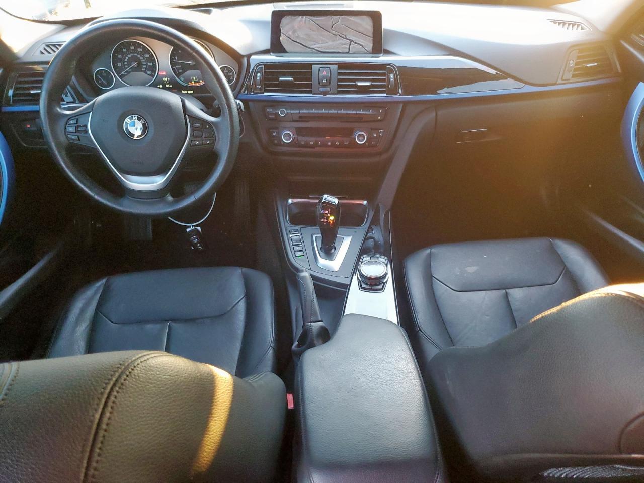 2014 BMW 335 Xi VIN: WBA3B9G50ENR90586 Lot: 90111335