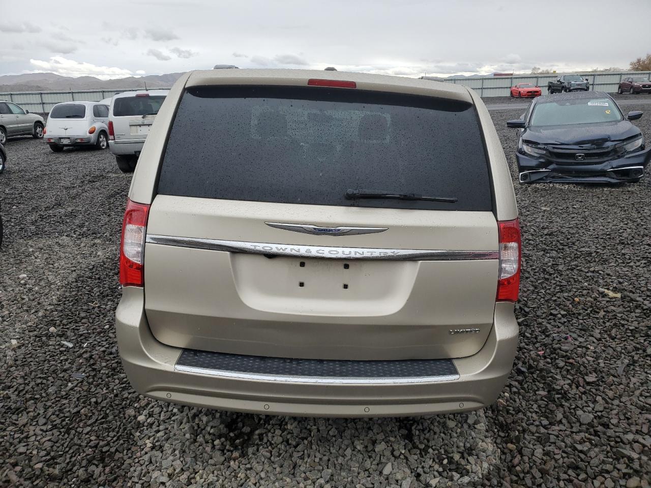 2015 Chrysler Town & Country Limited Platinum VIN: 2C4RC1GG2FR752787 Lot: 91739705