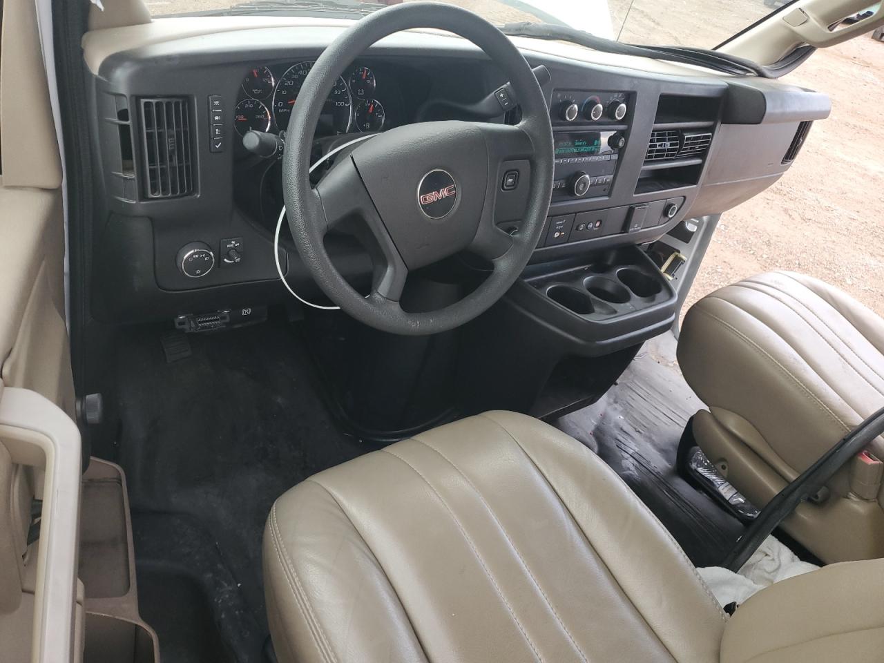 2023 GMC Savana Box Truck VIN: 1GD07RF71P1120748 Lot: 85431505