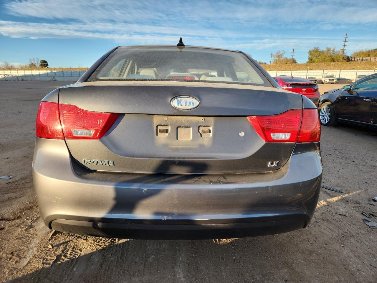 2009 Kia Optima Lx VIN: KNAGE228095345721 Lot: 92090725
