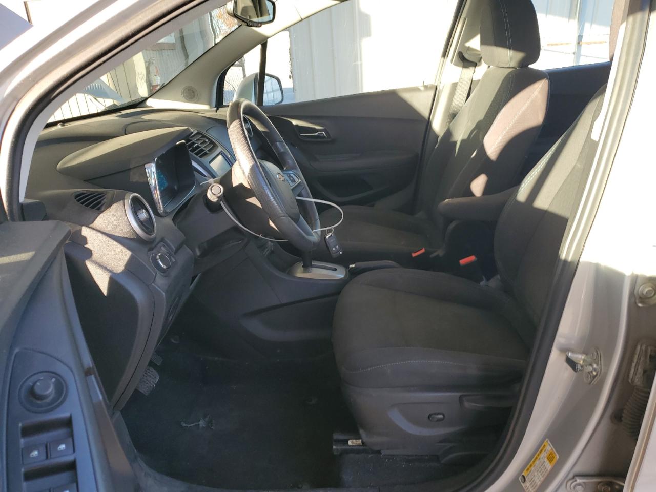 2015 Chevrolet Trax Ls VIN: 3GNCJKSB8FL256734 Lot: 91926285