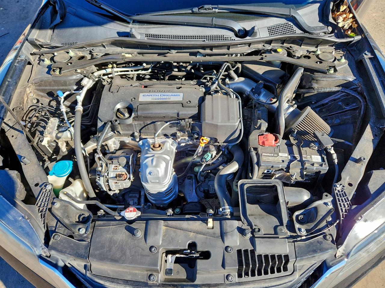 2015 Honda Accord Lx-S VIN: 1HGCT1B36FA000977 Lot: 94656525