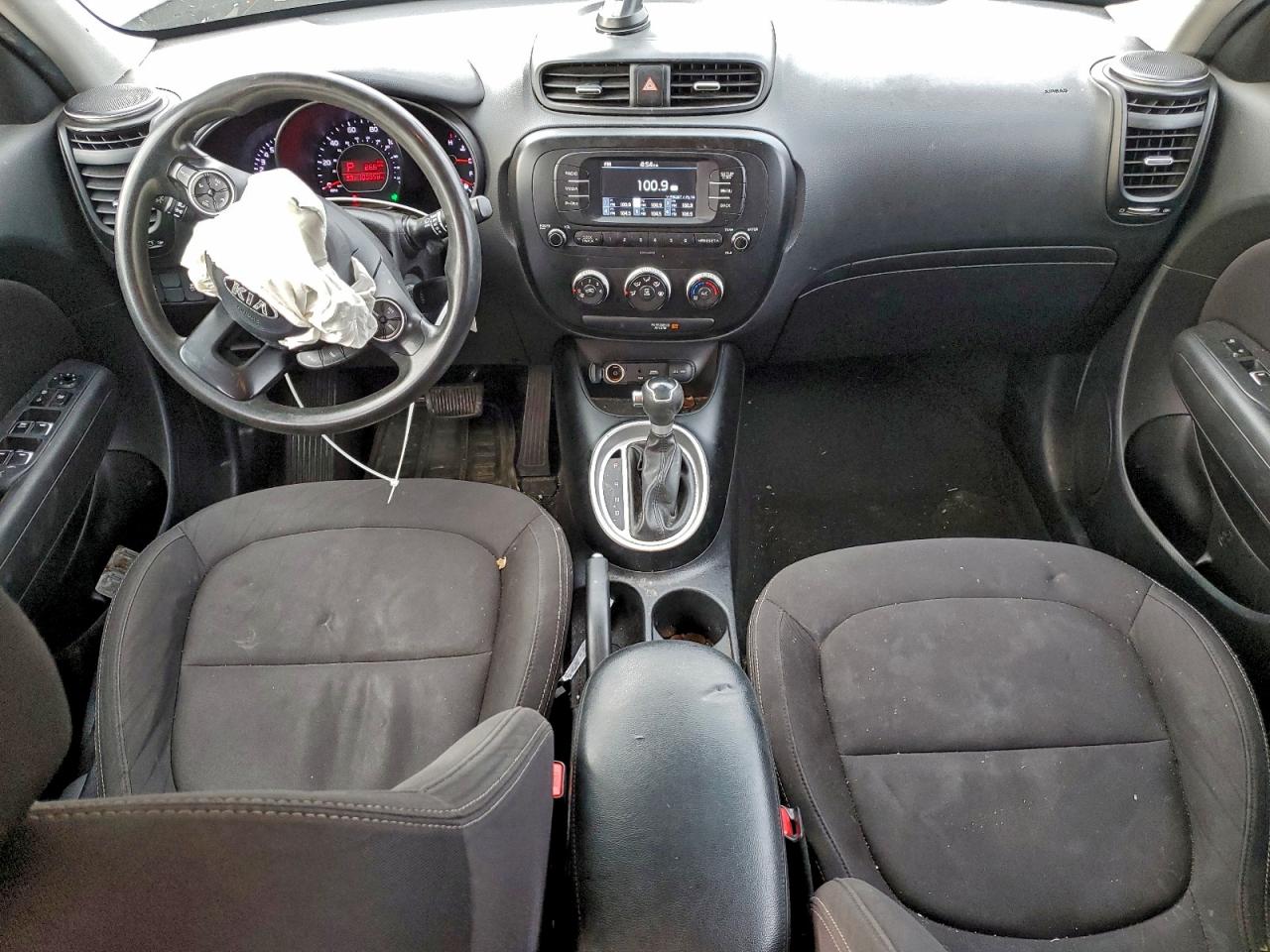 2017 Kia Soul VIN: KNDJN2A24H7504233 Lot: 93663615