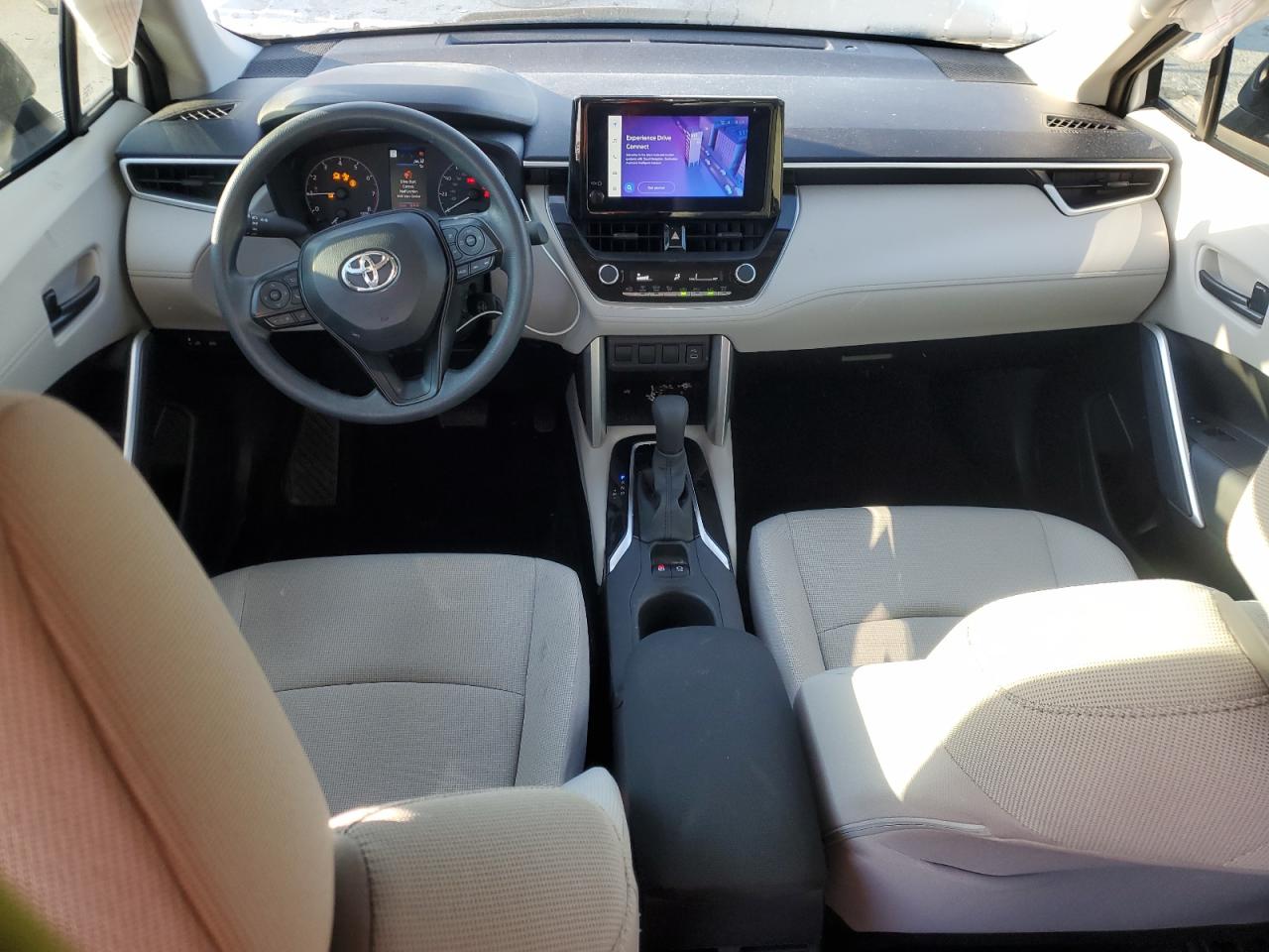 2024 Toyota Corolla Cross L VIN: 7MUAAAAG6RV111851 Lot: 93607125