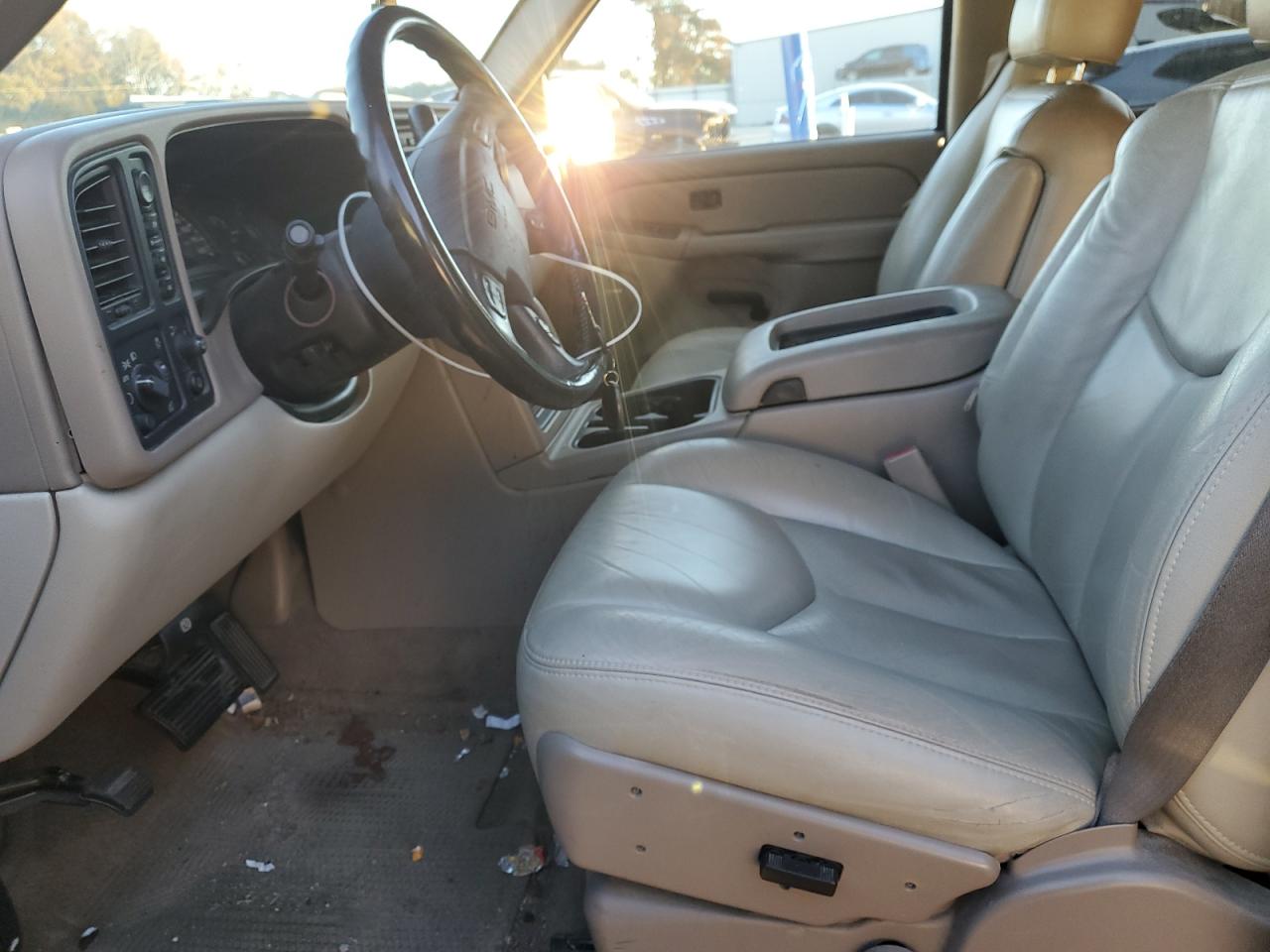 2005 GMC Yukon VIN: 1GKEK13T15J248601 Lot: 92101835