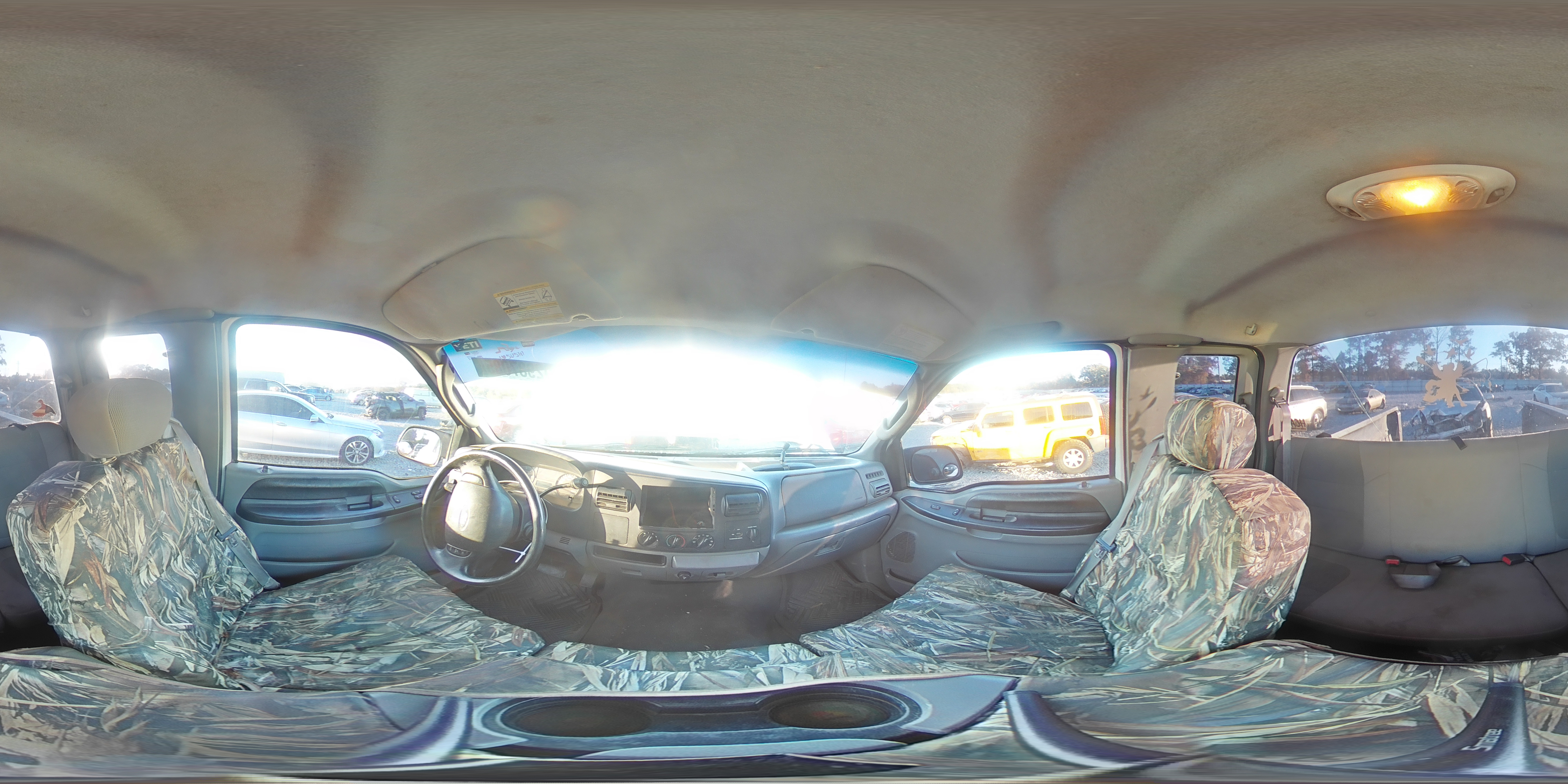 2005 Ford F250 Super Duty VIN: 1FTNX20555EC90867 Lot: 92937085