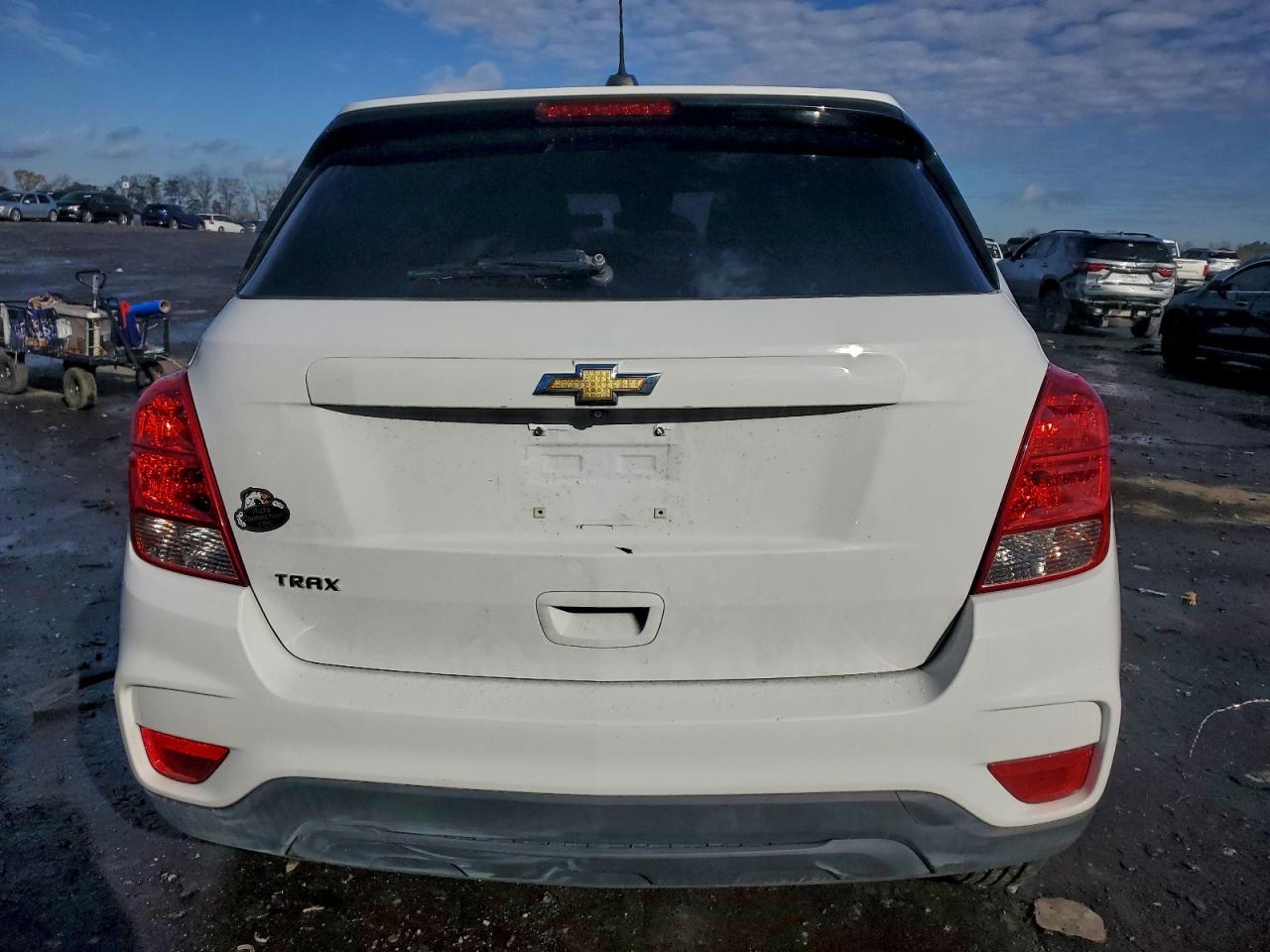 2017 Chevrolet Trax Ls VIN: 3GNCJKSB1HL279694 Lot: 94417305