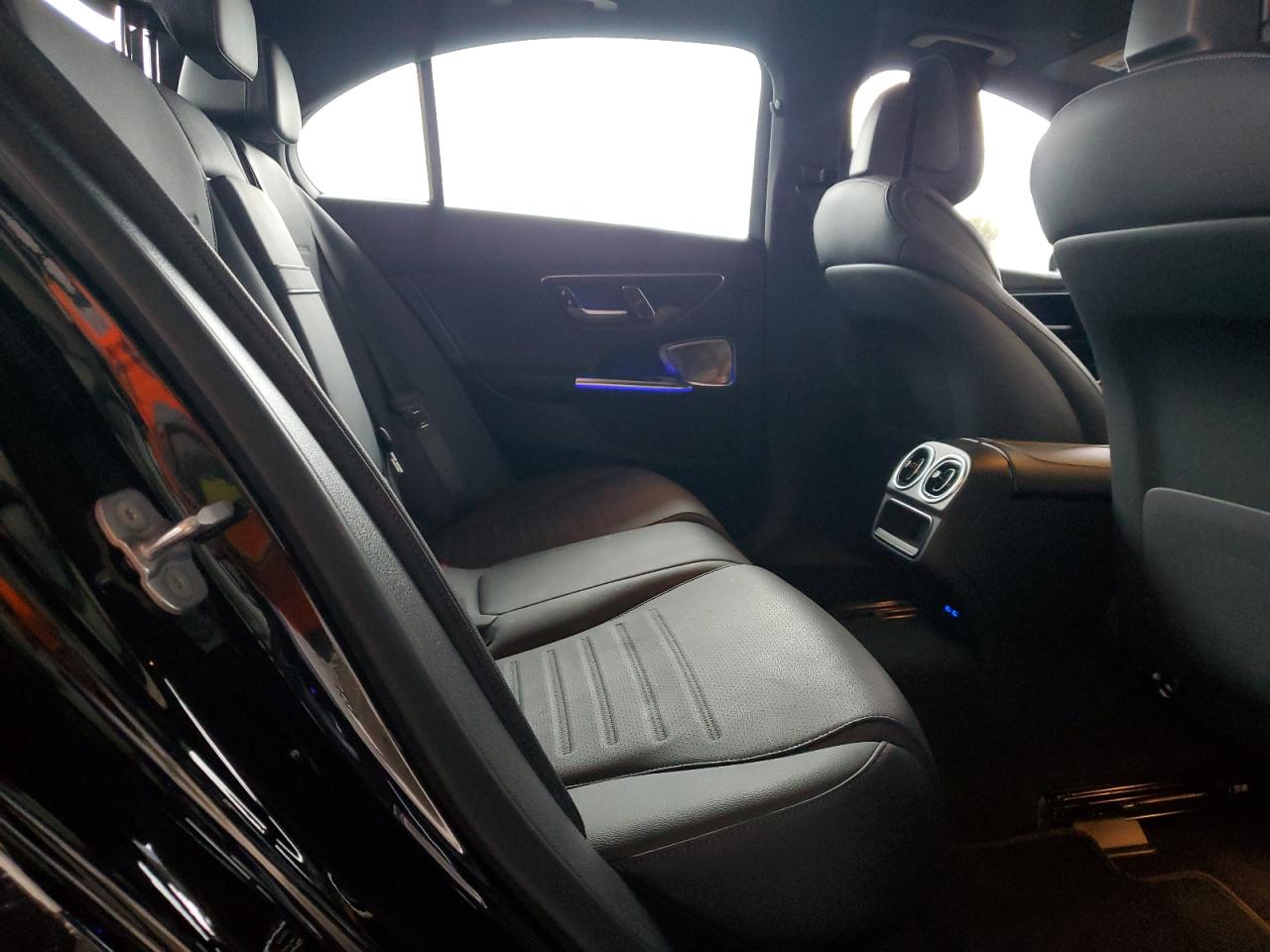 2024 Mercedes-Benz C 300 VIN: W1KAF4GB9RR192552 Lot: 92709265