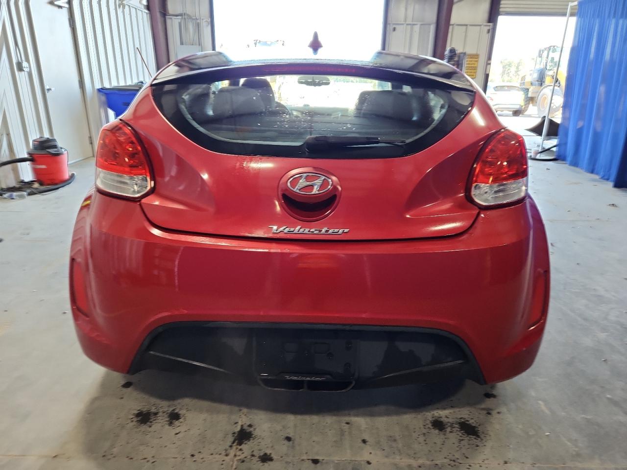 2013 Hyundai Veloster VIN: KMHTC6AD5DU087350 Lot: 92492665