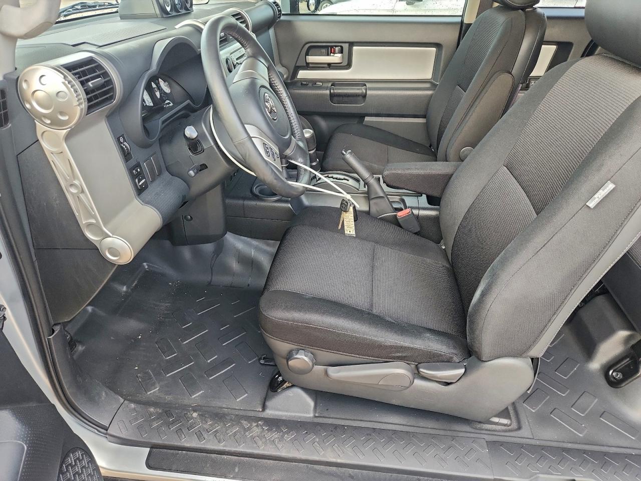 2007 Toyota Fj Cruiser VIN: JTEBU11F570091438 Lot: 94136885