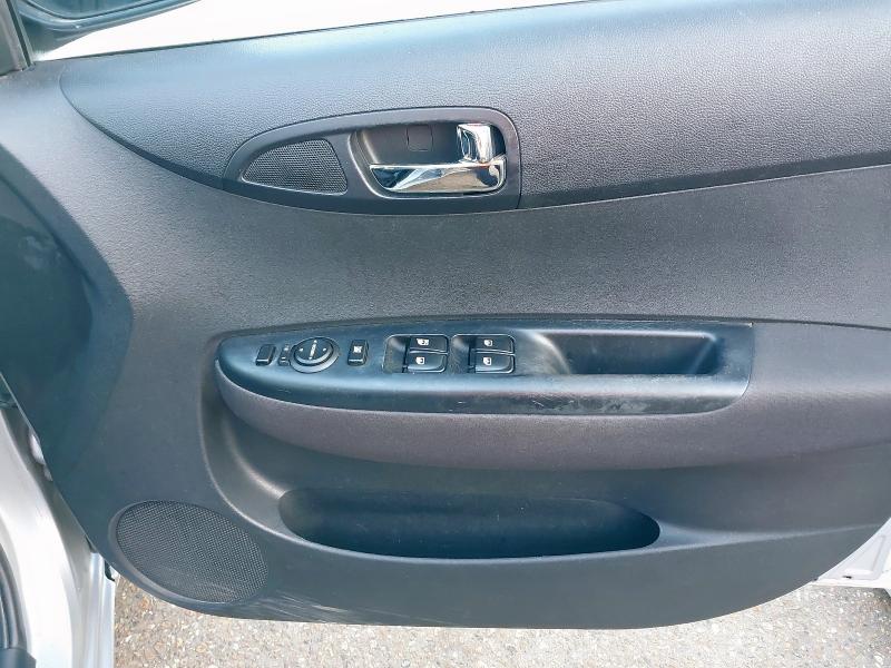 2012 HYUNDAI I20 1.2 COMFORT 5DR