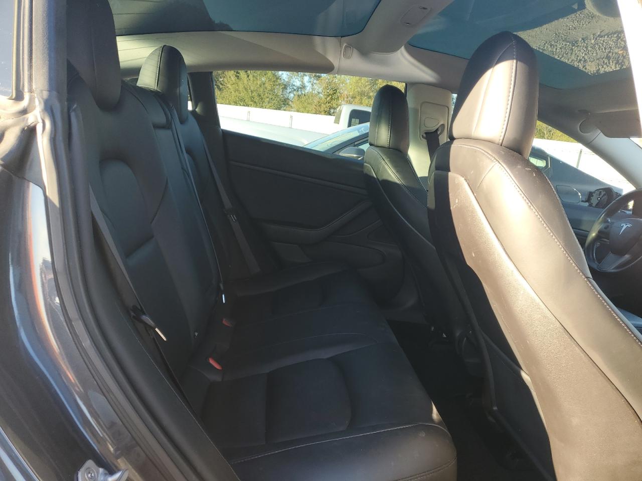 2018 Tesla Model 3 VIN: 5YJ3E1EA5JF153711 Lot: 91666995