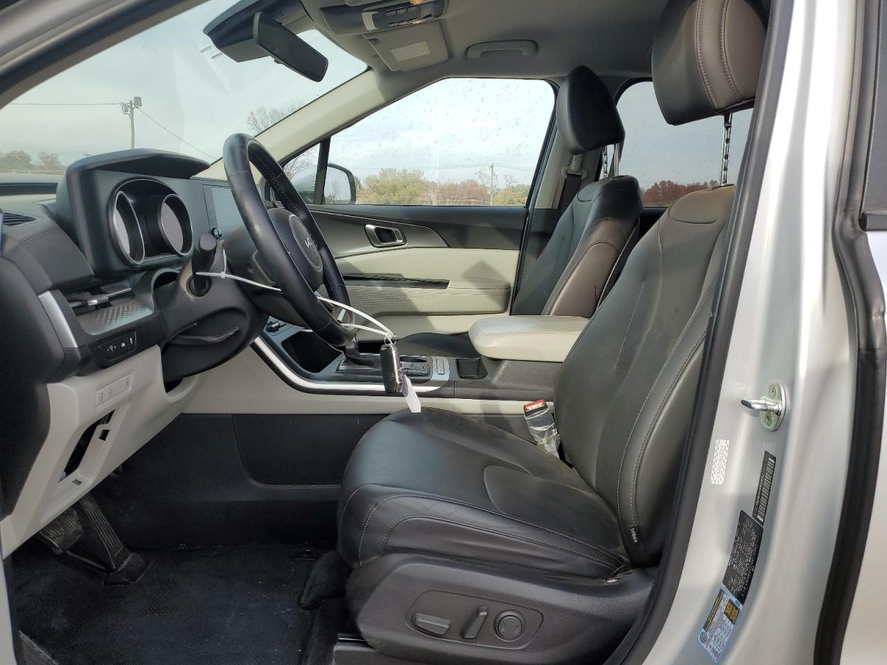 2022 Kia Carnival Lx VIN: KNDNB4H31N6110341 Lot: 92111135