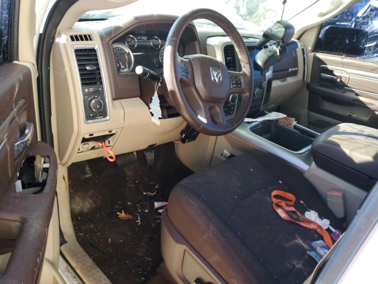 2018 Ram 1500 Slt VIN: 3C6RR7LT4JG135563 Lot: 91553275