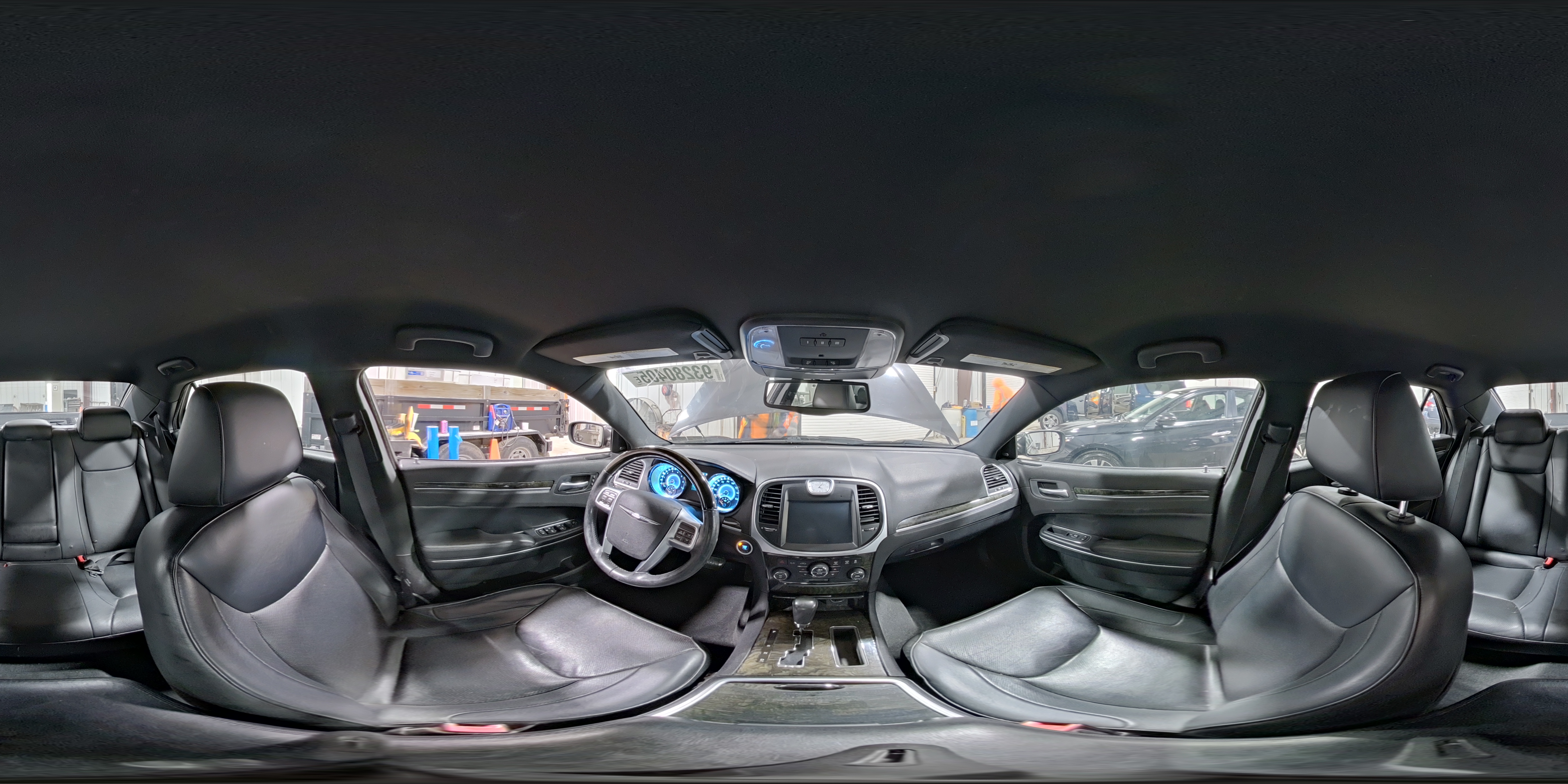 2013 Chrysler 300C VIN: 2C3CCAKT6DH581107 Lot: 93280405