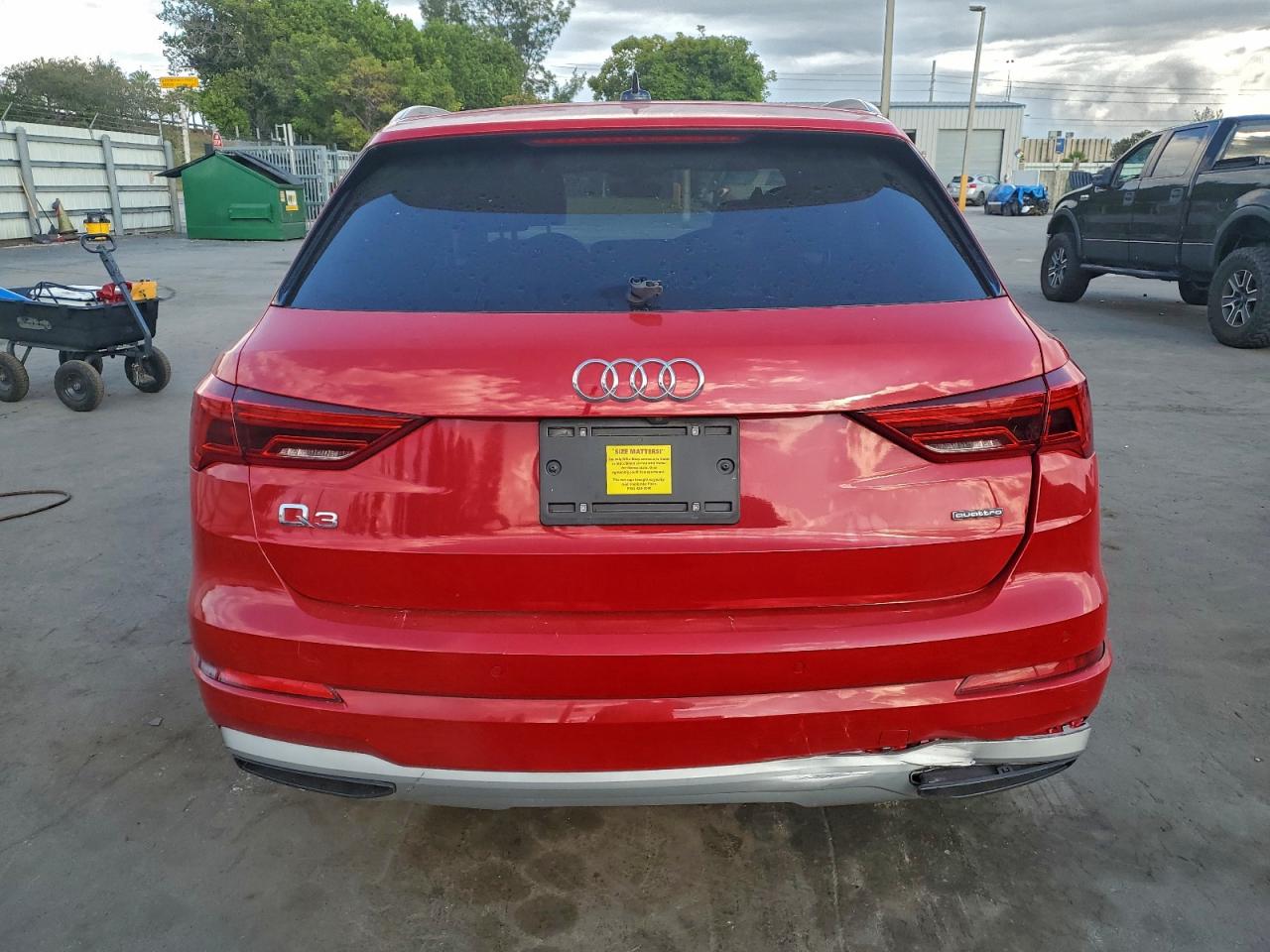 2020 Audi Q3 Premium VIN: WA1AECF33L1087376 Lot: 93715825