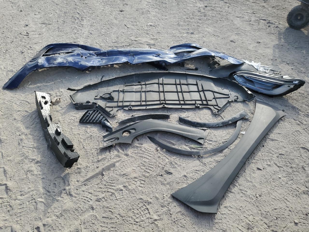 2023 Tesla Model X VIN: 7SAXCBE52PF384559 Lot: 91859835