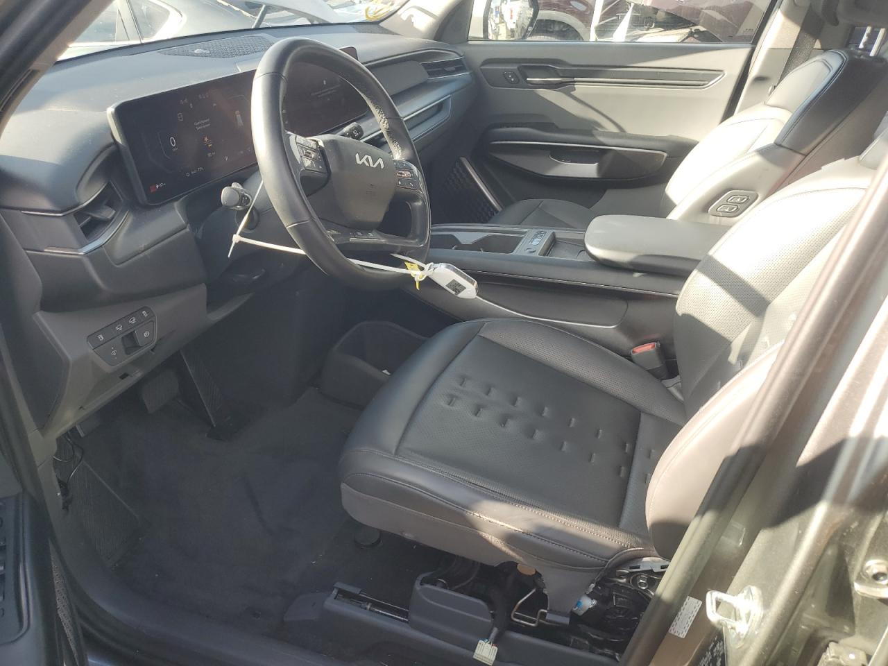 2024 Kia Ev9 Wind VIN: KNDAFFS52R6037592 Lot: 90968825