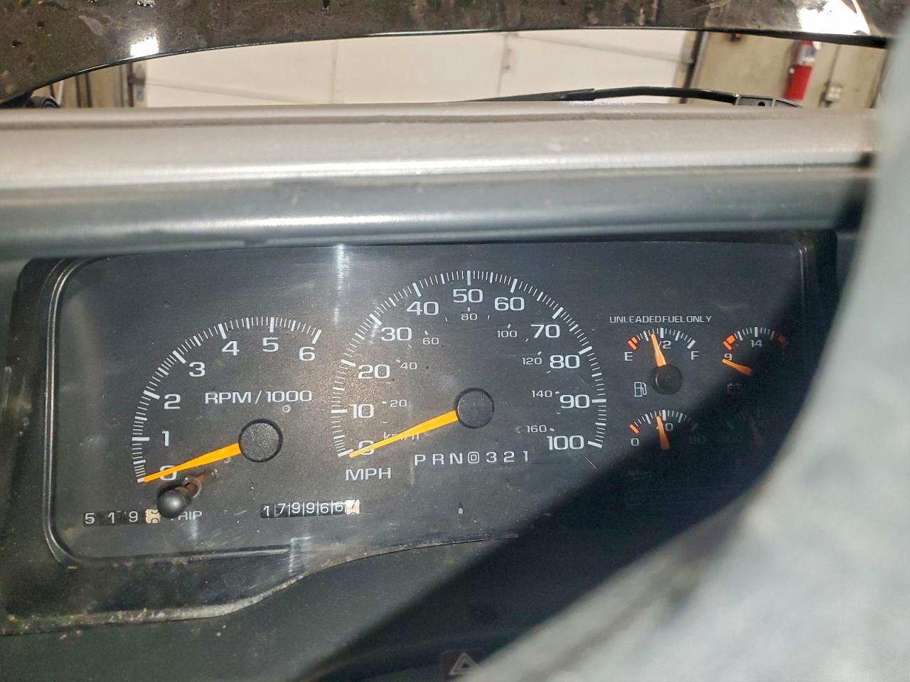 1997 Chevrolet Tahoe K1500 VIN: 1GNEK13R0VJ345473 Lot: 93752105