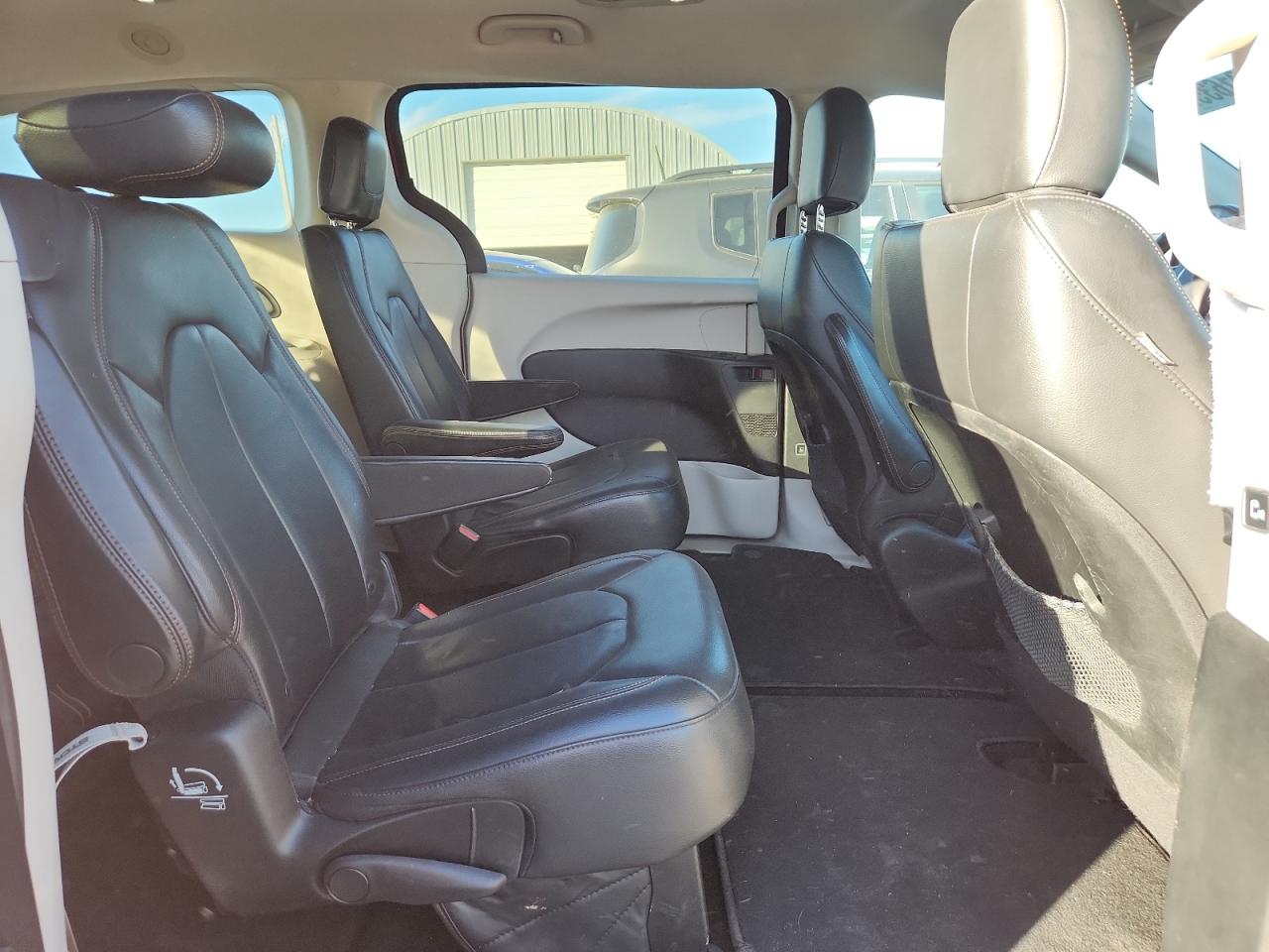 2017 Chrysler Pacifica Touring L VIN: 2C4RC1BG4HR527006 Lot: 93301635