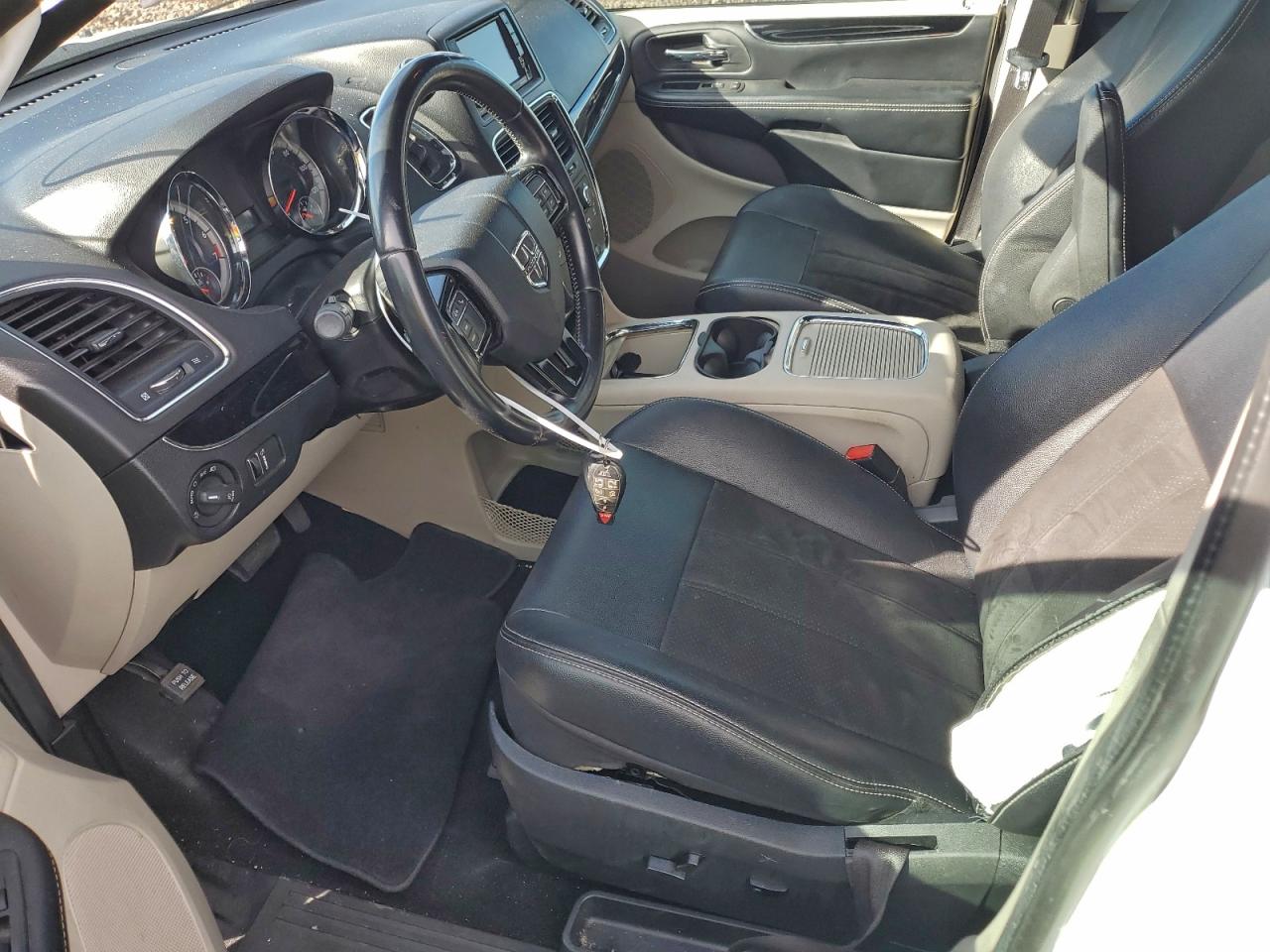 2019 Dodge Grand Caravan Sxt VIN: 2C4RDGCG1KR771153 Lot: 85432665