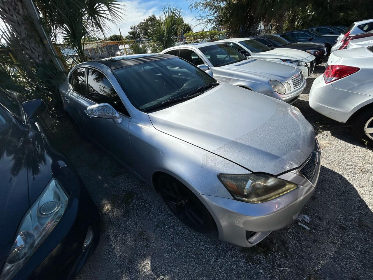 JTHBF5C20B5141236 LEXUS IS Photo 1