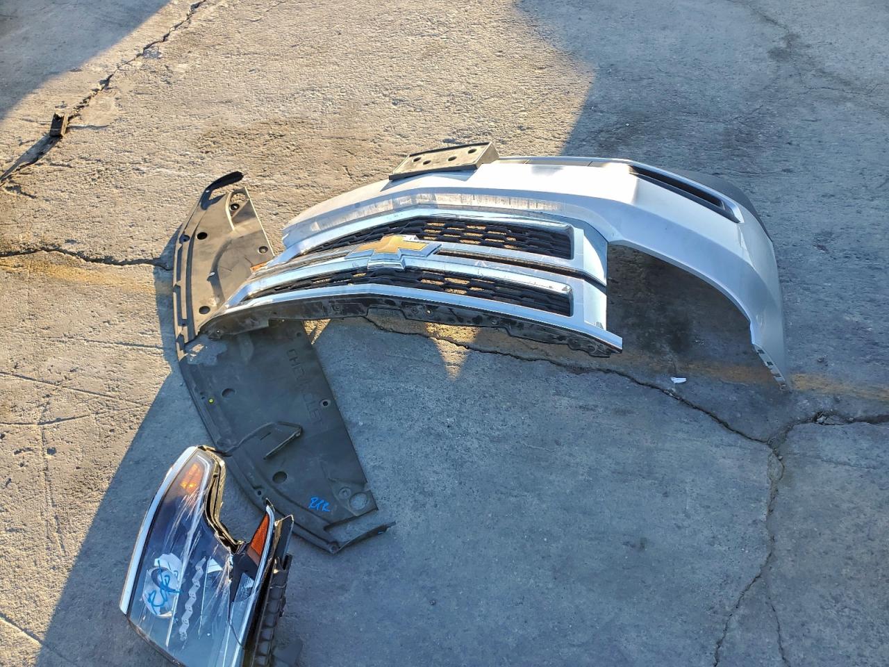 2017 Chevrolet Suburban C1500 Ls VIN: 1GNSCGECXHR228601 Lot: 93868315