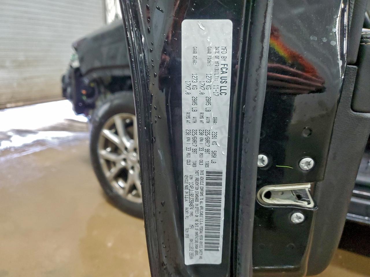 2018 Jeep Cherokee Latitude Plus VIN: 1C4PJLLB2JD584874 Lot: 94700235