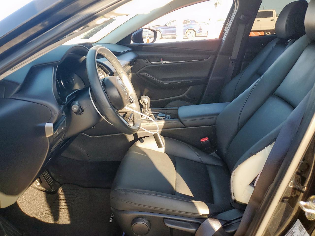 2024 Mazda 3 Select Sport VIN: 3MZBPABM9RM424343 Lot: 92923305